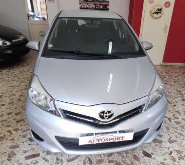 TOYOTA YARIS 1.0